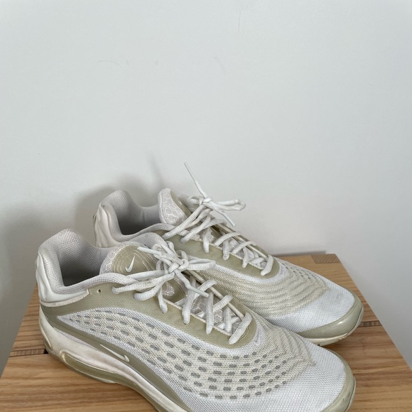 Air Max Deluxe - Picture 2 of 4